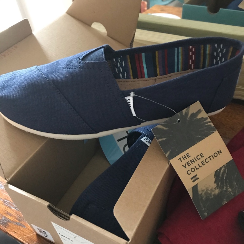Toms classic canvas